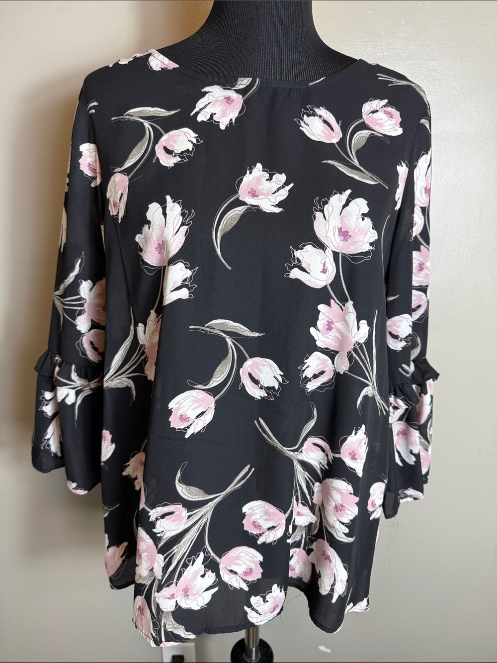 Counterparts Black Floral Blouse Pink Tulip Print Layered Ruffle Bell 3/4 Sleeve